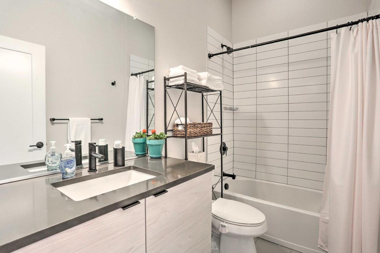 Trendy Denver Townhome - Walk To Mile High Stadium Екстериор снимка